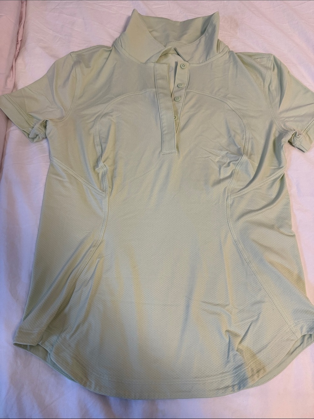 Lululemon women’s  Short-Sleeve Polo Shirt in Mint Green Size 2